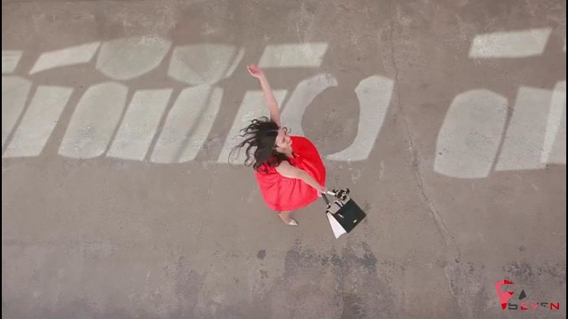 Летний ролик для чудесной кофейни Le Buffet