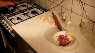Как быстро испечь пирожки