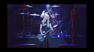 Avril Lavigne – Live In Budokan 2005