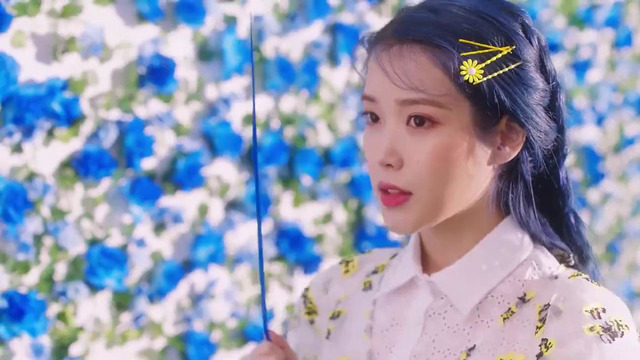 IU (아이유) – ‘Blueming (블루밍)’ Official MV