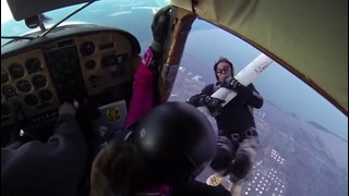 AMAZING Skydivers Land Safely After Plane Crash