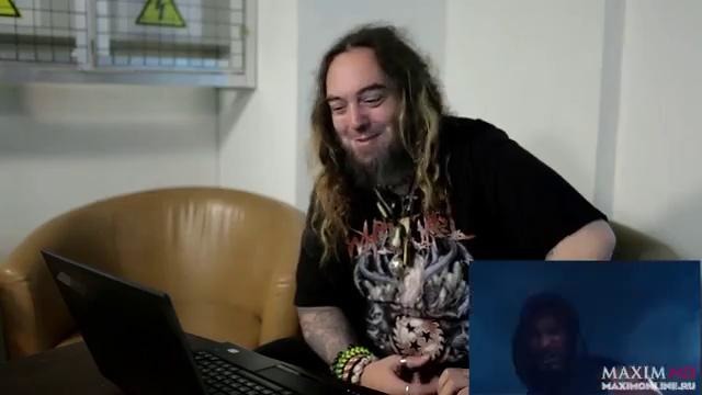 Видеосалон- основатель групп Sepultura и Soulfly смотрит и оценивает русские клипы