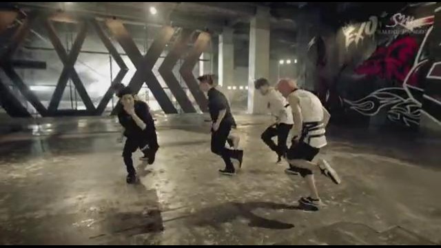 EXO (Growl) Music Video 2nd Version (Korean ver.)