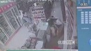 Дважды обокрали посреди улицы