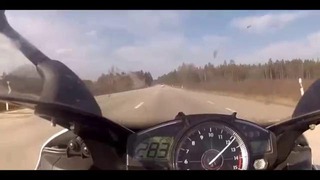 Мотоцикл с скоростью 299 км. час не может догнать мерседес