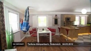 В Австрии построили перевернутый дом