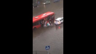 Мир не без добрых людей. Потоп в Казани