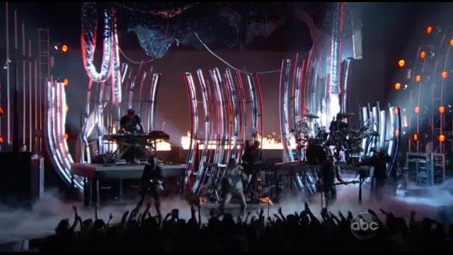 Linkin Park – Burn It Down (2012 Billboard Music Awards)