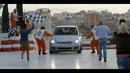 Первым на работу