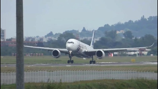 Boeing 787 vs Airbus A350