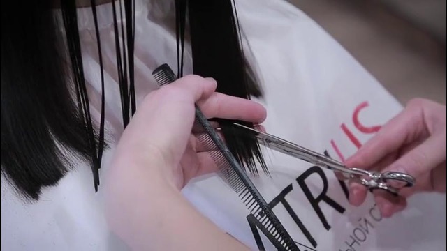 Треугольная стрижка на длинные волосы