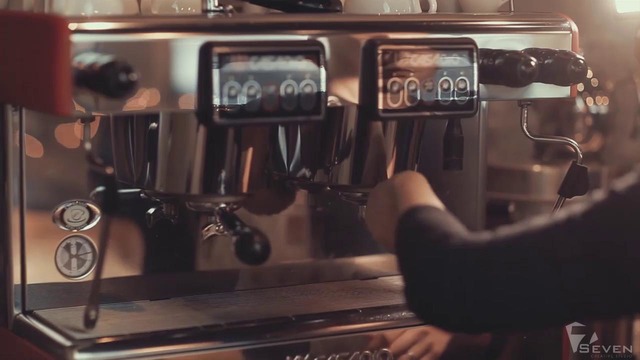 B&B Coffee House. 2017