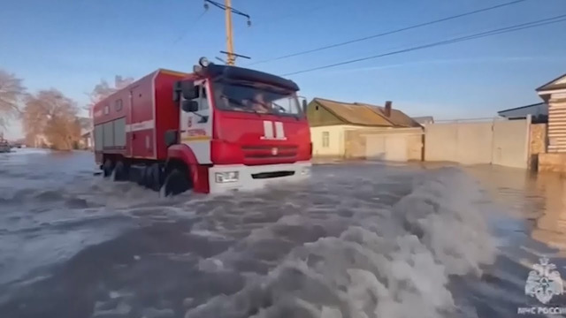 Более 4000 человек эвакуированы из-за наводнения на Урале