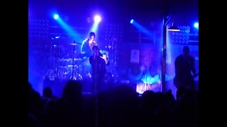 Red – Hold Me Now (Rams Head Live 2013)