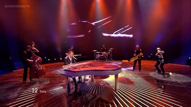 Eurovision 2011 Italy – Raphael Gualazzi – Madness Of Love