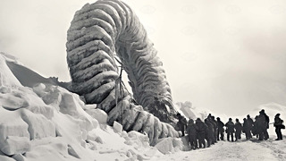 НЕЧТО ЖУТКОЕ Обнаружили Альпинисты На Склоне ЭВЕРЕСТА / Топ 15 Находок в Горах