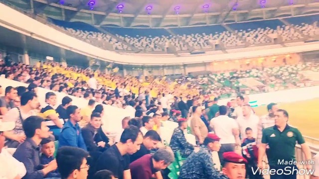 Uzbek fanatlari. Супер Лига Akmal Azaliy