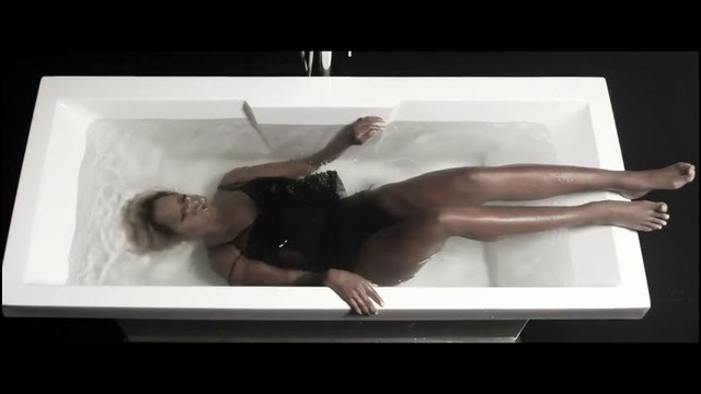 Mary J. Blige – Suitcase (Official Video)
