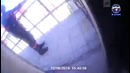 В Новосибирске спасатели сняли девушку с перил балкона на 17-м этаже