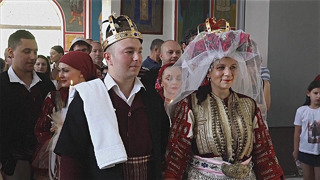 Брак по-галицки: в северо-македонской деревне прошёл ежегодный свадебный фестиваль