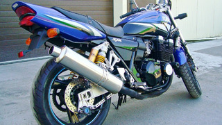 Yamaha XJR400R – Неубиваемая Классика Японской МотоПромышленности