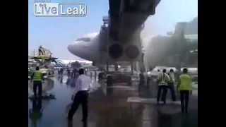 В Египте загорелся самолёт