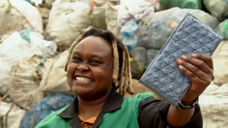 Как в Кении делают кирпичи из отходов пластика | Мировые отходы – в доходы