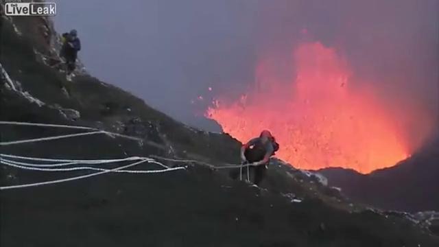 В сердце вулкана