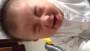 Малыш съел лимон