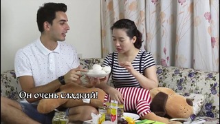 Китаянка пробует русскую еду