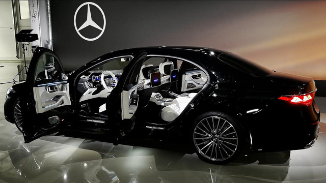 NEW 2026 Mercedes S Class | LUXURY Sedan World Premiere