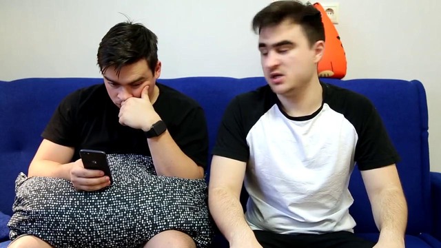 Как одолжить у друга денег (room factory)