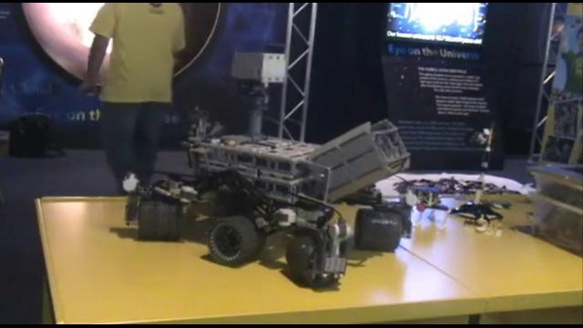 Марсоход Curiosity Rover из конструктора Lego