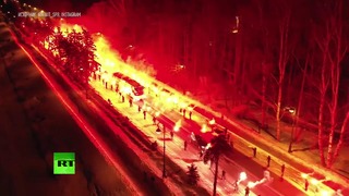 Огненный приём «Зенита» сотни фанатов клуба зажгли фаеры перед матчем