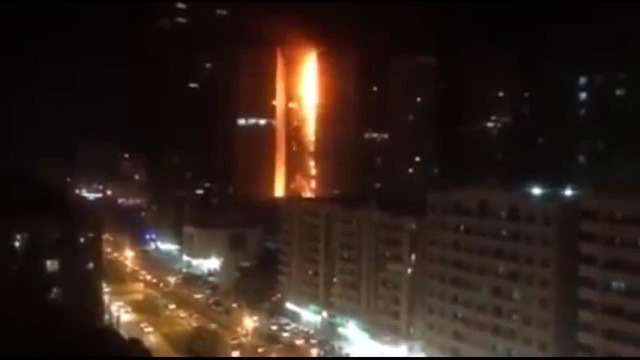 Горит НЕБОСКРЕБ в Арабских Эмиратах ОАЭ 05.05.2020