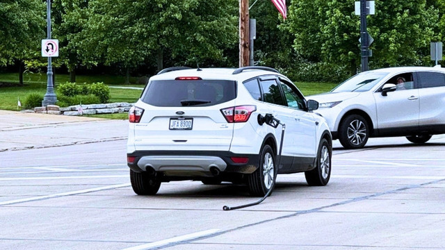 Idiots In Cars 414