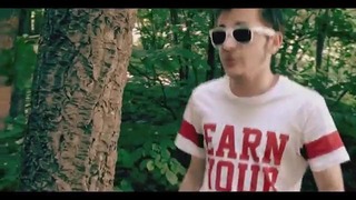 УСПЕШНАЯ ГРУППА feat. Ровное Место – Ее улыбка (премьера клипа)