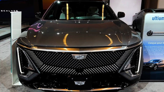 НОВЫЙ 2023 Cadillac Lyriq Electric Luxury EV — экстерьер и интерьер 4K