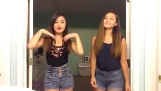 Two American girls singing song (very nice)