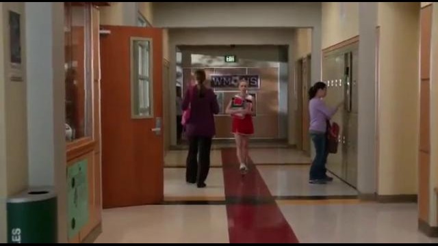 Glee – You’ve Got to Hide Your Love Away (The Beatles)