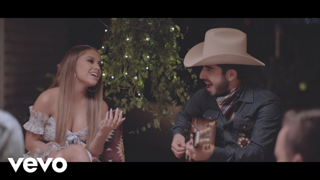 Joss Favela, Becky G – Pienso en Ti (Official Video 2018!)