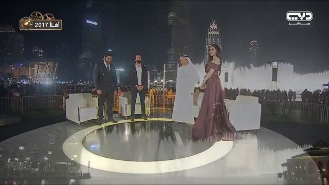 Dubai New Year’s Fireworks 2017 (4K)