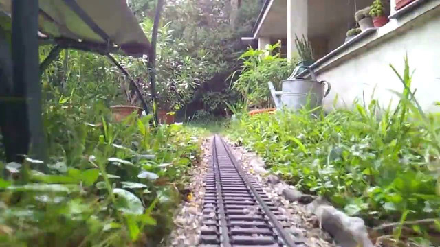 Поездка на моём садовом поезде