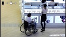Отношение девушек к инвалидам – Picking up girls on a wheelchair social experiment