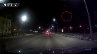 В Мурманске видеорегистратор заснял падение похожего на метеорит объекта