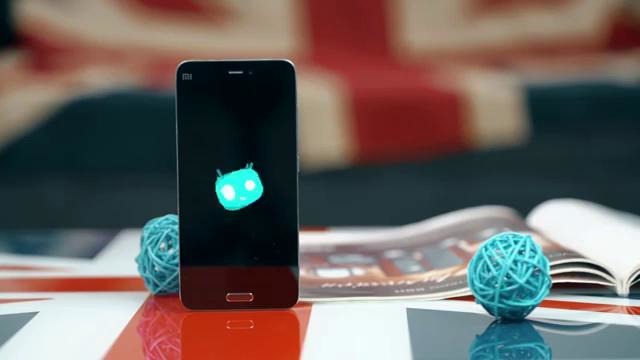 Почему смартфоны лагают со временем