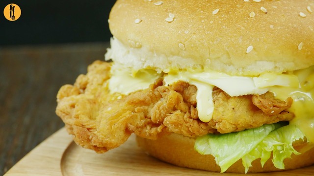 Crispy Chicken Burger Recipe Its better than a Zinger – Food Fusion