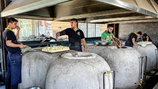 KING Of The Street Foods. TOP SELLING Foods In Uzbekistan. Samosa, Pilaf, Kebabs