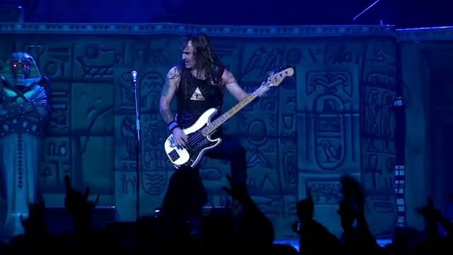 Iron Maiden – Fear Of The Dark (Flight 666) [HD