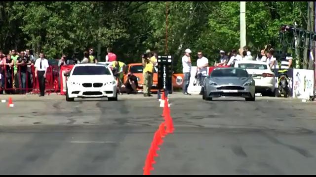 Aston Martin Vanquish (2013) vs BMW M5 F10 vs Nissan GT-R